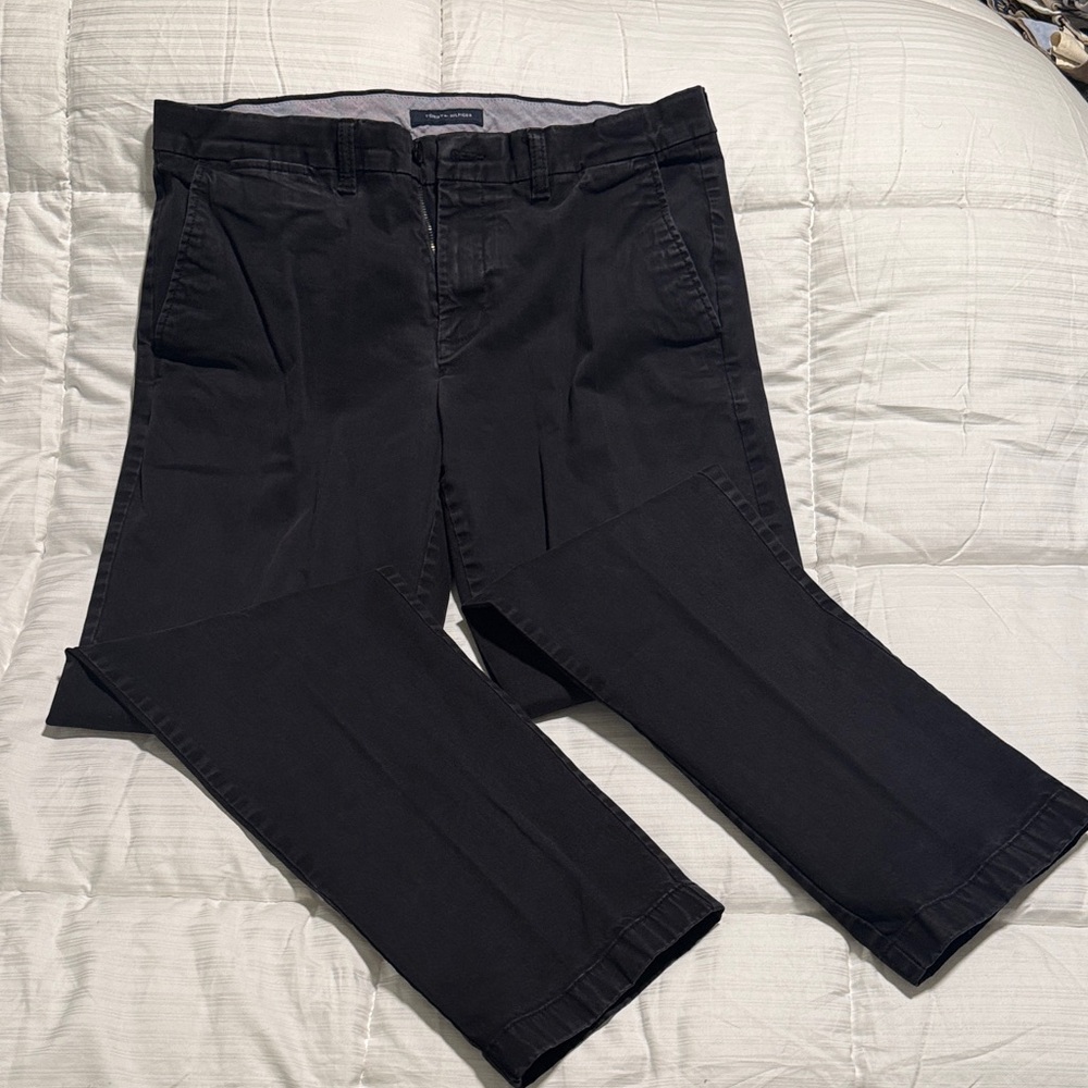 Tommy Hilfiger Men's Classic Black Khakis